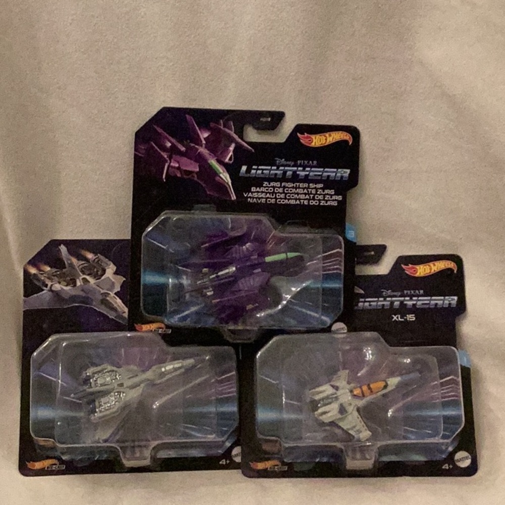 Hot Wheels Disney Lightyear Fighter Ships Zurg XL-15 & XL-01 Lot of 3 NIP